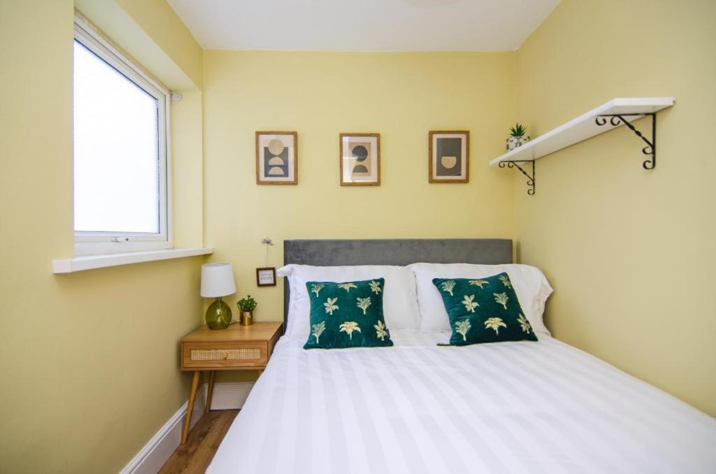 Cosy Lichfield Apartment 외부 사진