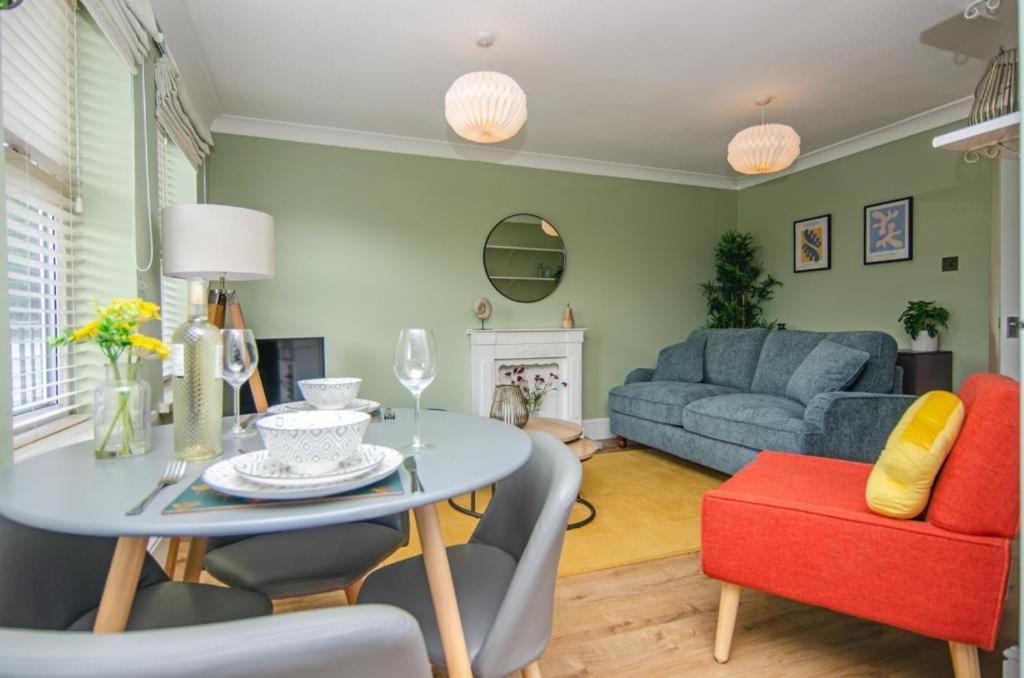 Cosy Lichfield Apartment 외부 사진